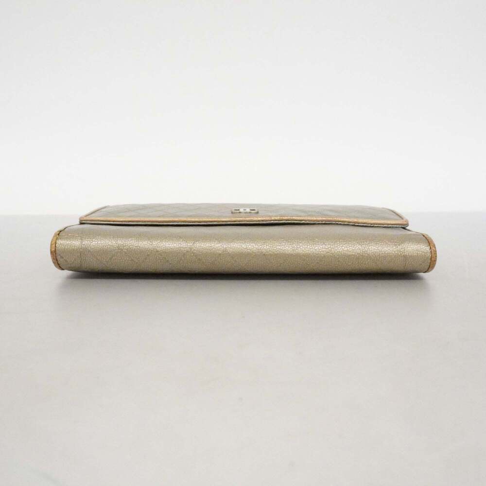 CHANEL Gray Leather Wallet - Picture 2 of 16